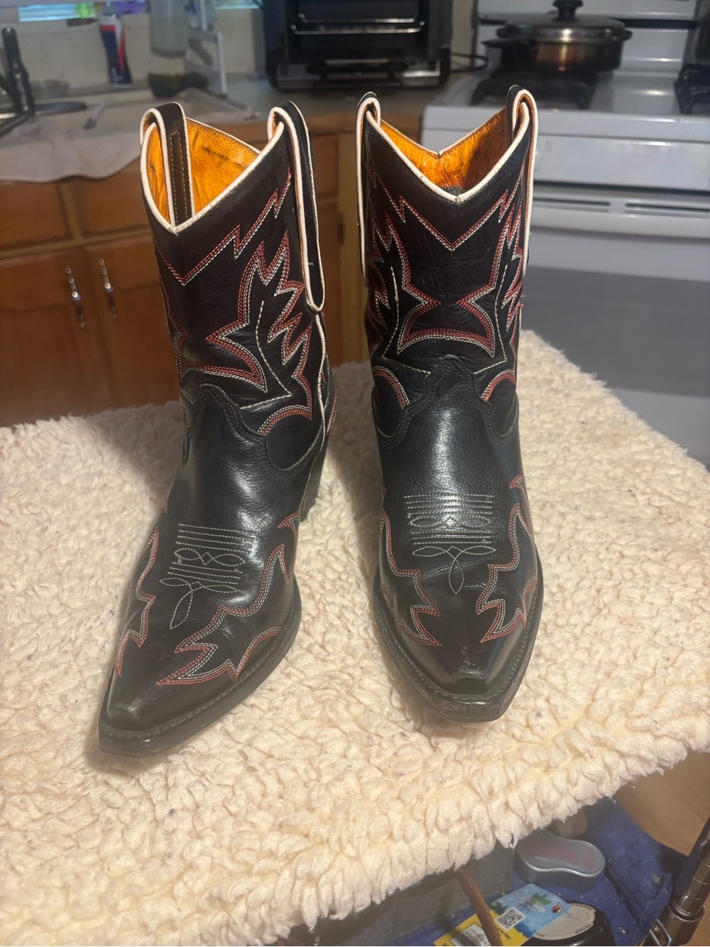Frye mid calf cowgirl boots size 7